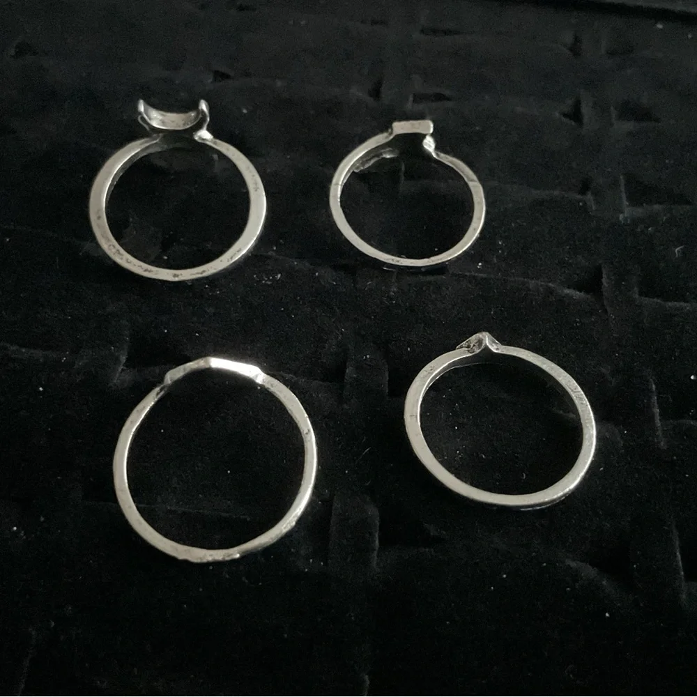 unbranded elegant silver